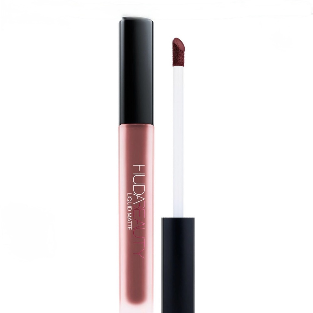 HUDA BEAUTY Liquid Matte Lipstick - First Class  (BNIB)